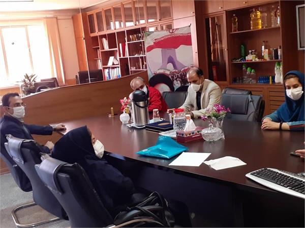 برگزاری جلسه در مجموعه شرکت مهر پلاست فرامان توسط دفتر ارتباط با صنعت و جامعه دانشگاه