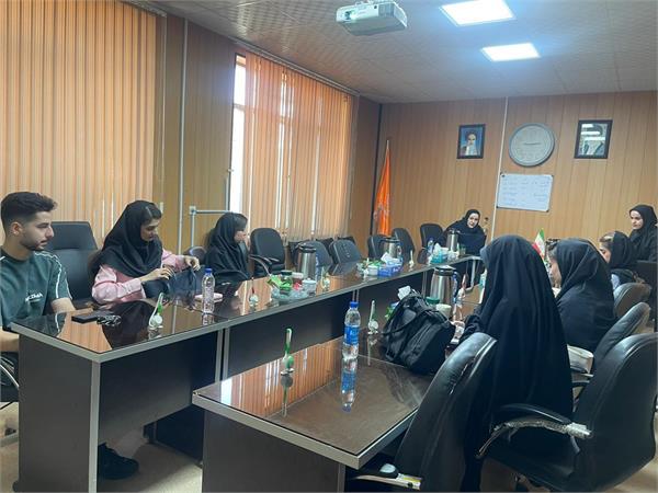 برگزاری دوره آموزش کرم سازی (تئوری- عملی) در مرکز رشد فناوری سلامت